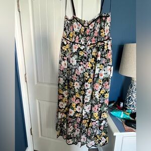 Beautiful flowy maxi dress